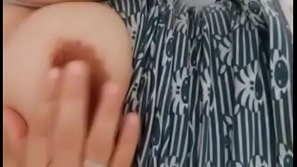 Big Nipple Women Playing With Her Boobs & Pussy