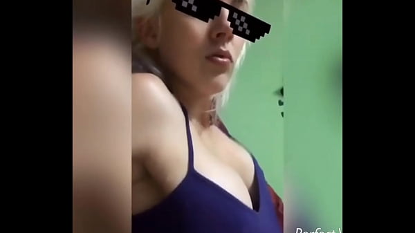 Dance boobs hot
