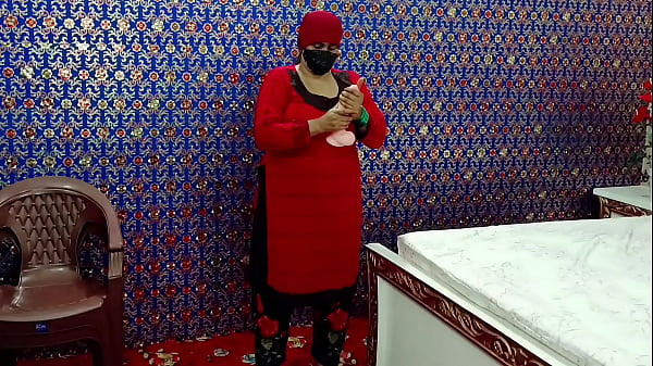 Big Boobs Desi Aunty Sex With Large Dildo