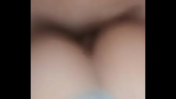 Venezolana es tirada en cuatro